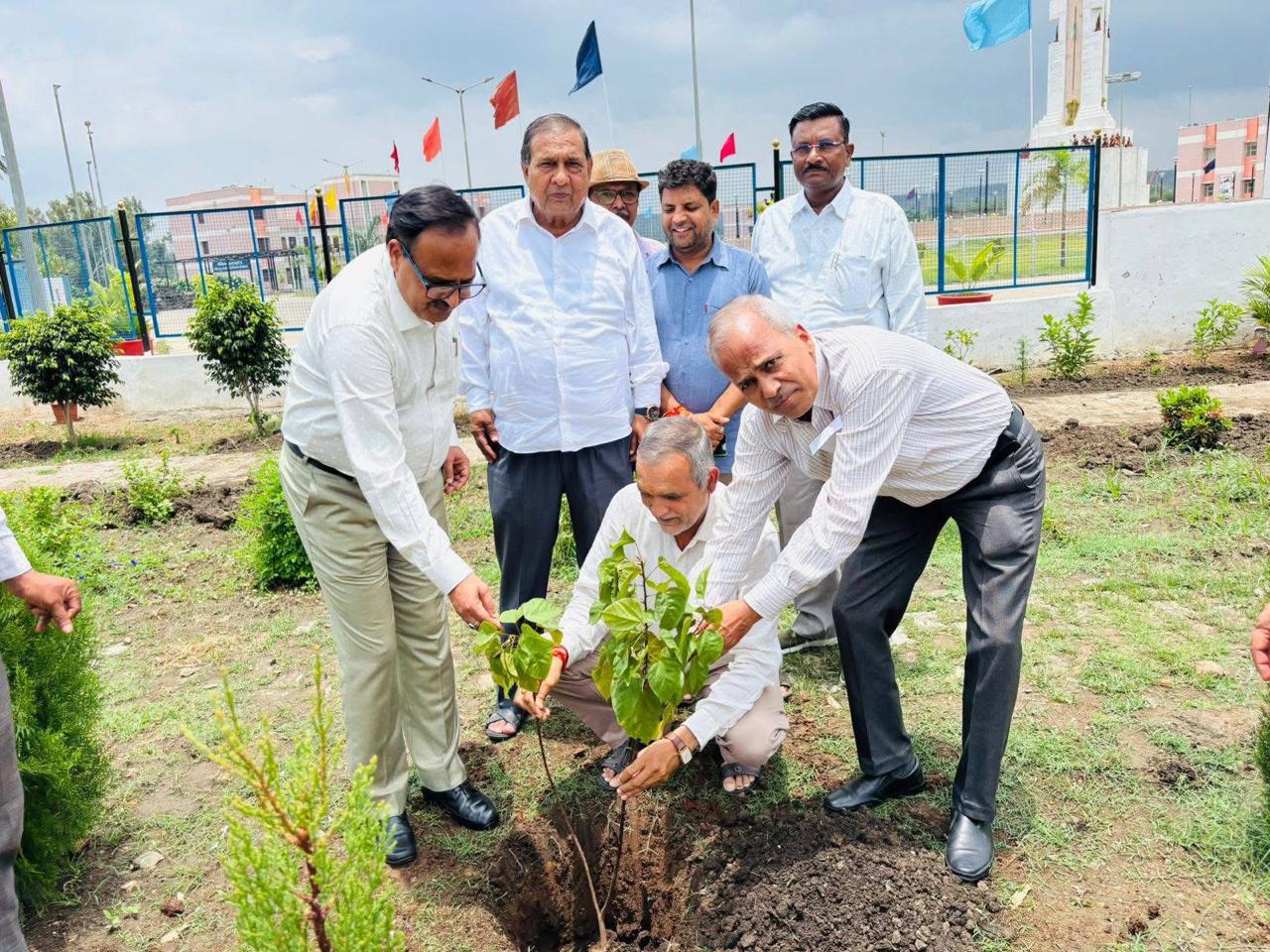 Plantation Drive in the Campus of GGTU by Our Hon’ble Vice Chancellor Prof. K S Thakur with University BOM member(s) Prof. Sushil K. Bissu, Ajmer, Prof. H S Chauhan, Former Vice  Chancellor of JNVU, Jodhpur, Prof. Suresh Agrawal, CU of Gujarat and Other University Colleagues on 17th June, 2025.